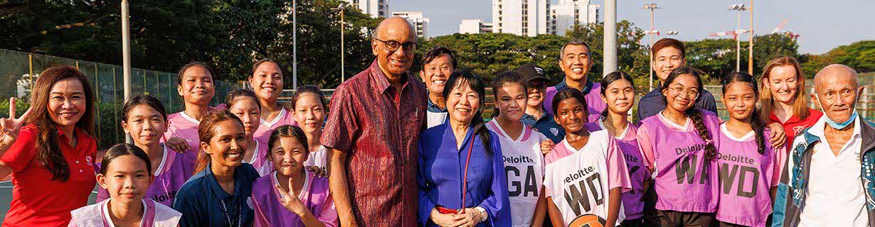 Group photo with President of Singapore